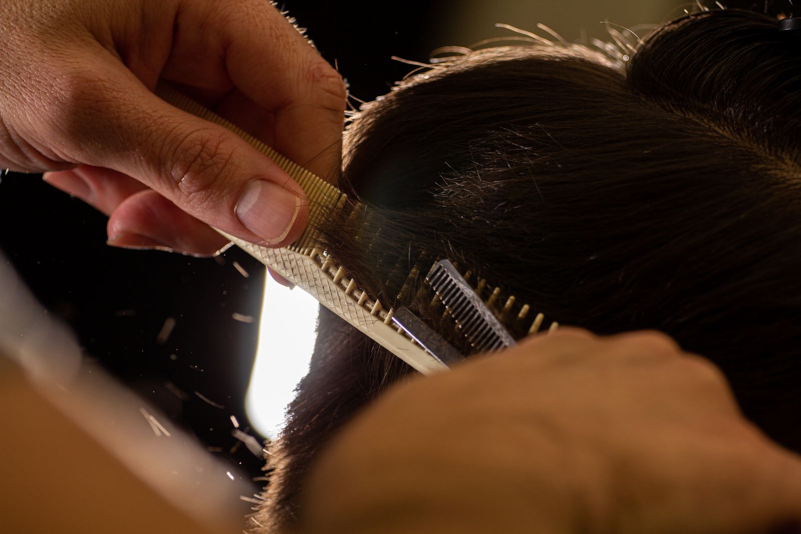 Wnętrze i praca BRZYTWA Barber Club — zdjęcie 4
